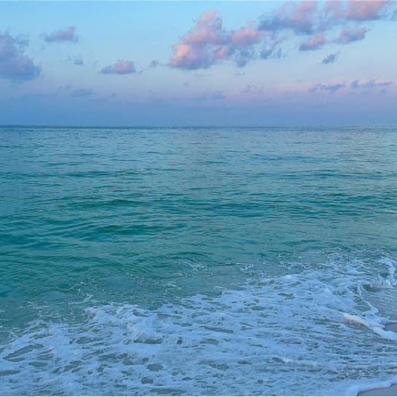 Meet your Posher, Stephanie - Picture 12 of 12